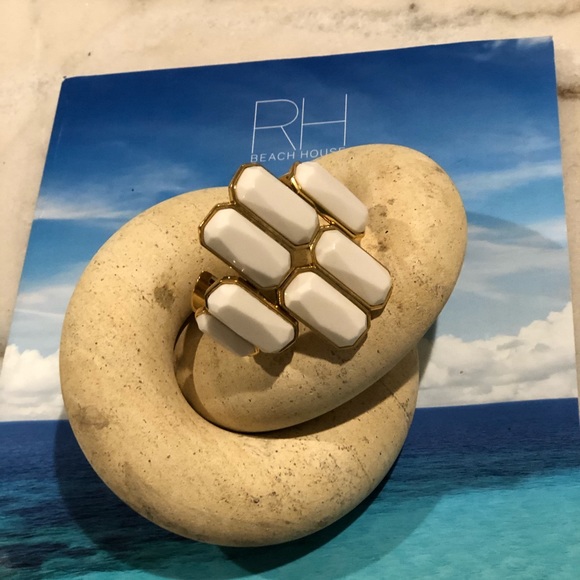 CC SKYE Cuff - Picture 10 of 15